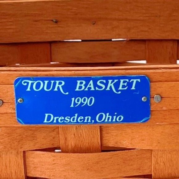 Longaberger Vintage Signed Limited Edition Basket, Rustic Farmhouse- 1990 - Picture 15 of 16